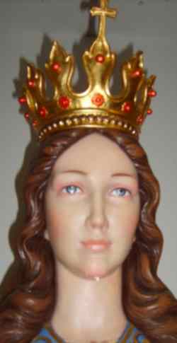 Gesamtansicht Weinende Muttergottes Statue Rosenknigin von_Heroldsbach 12.02.07